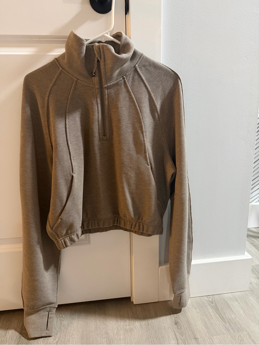 Lululemon scuba waffle crop